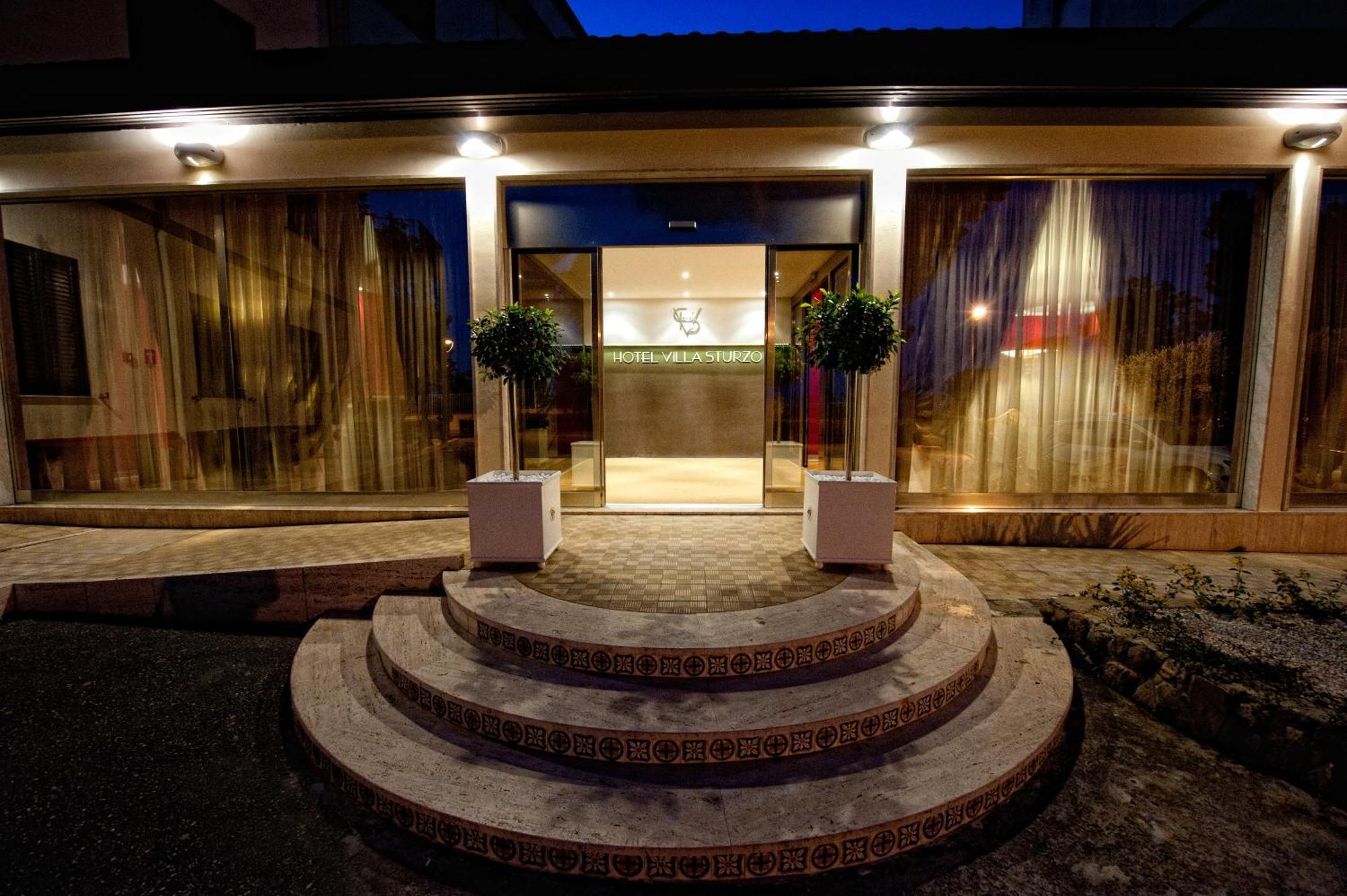 Hotel Villa Sturzo Кальтаджироне Экстерьер фото